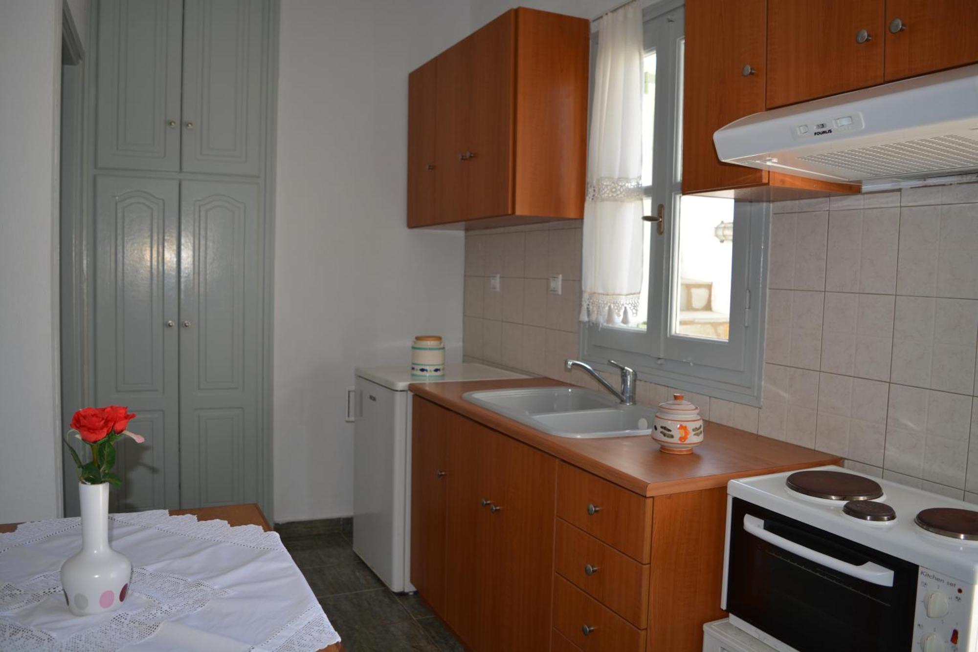 Klados Studios & Apartments Cherronisos  Екстер'єр фото